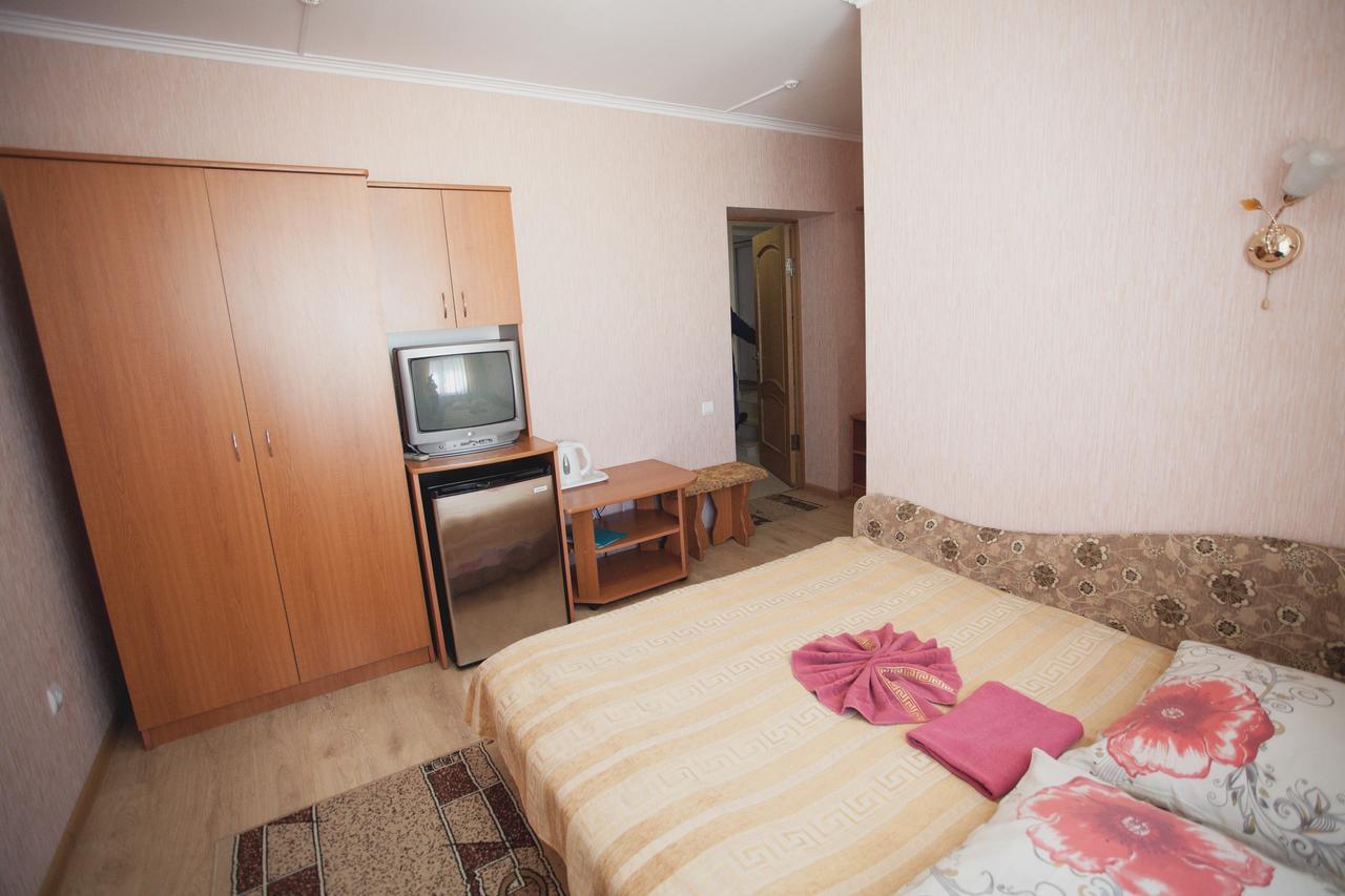 Smerichka Hotell Poljana Eksteriør bilde